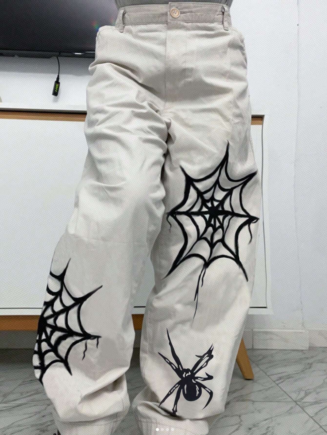 Manfinity EMRG Men'S Spider Web Printed Wide Leg Loose Fit Casual Pants with Pockets, Graphic Going Out Long Punk Rock Baggy Cargo Pants, for Husband, Boyfriend Gifts